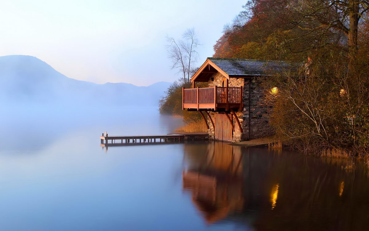 lake house 湖边小屋