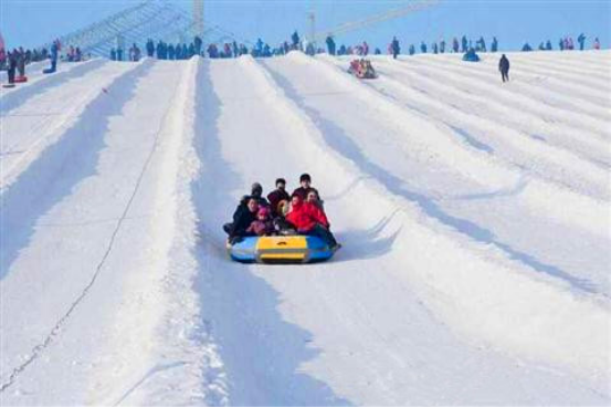 金祖山打造智慧景区开启第二届冰雪节，小泥人提供全面技术支持