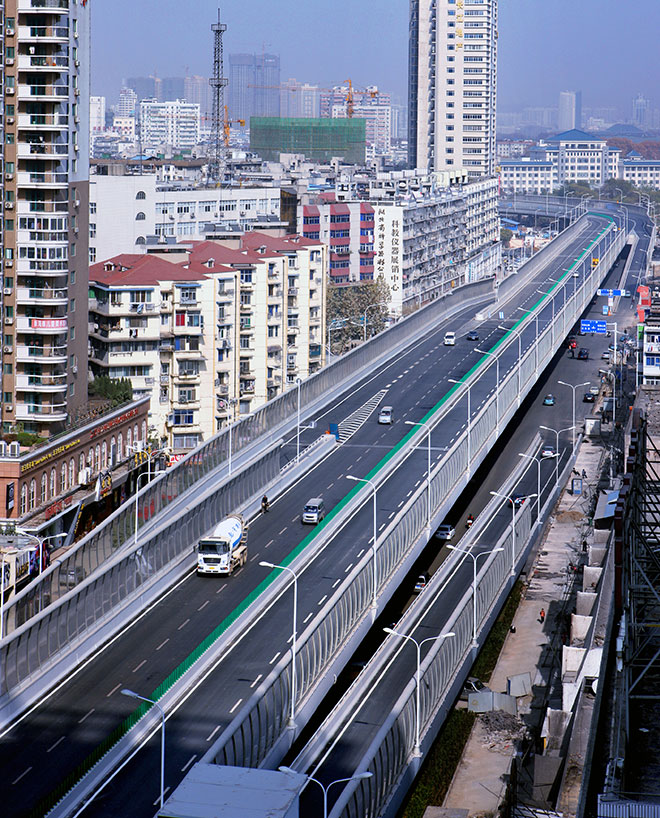 武汉二环线(武珞路-八一路)高架桥工程--中国市政金杯示范工程奖