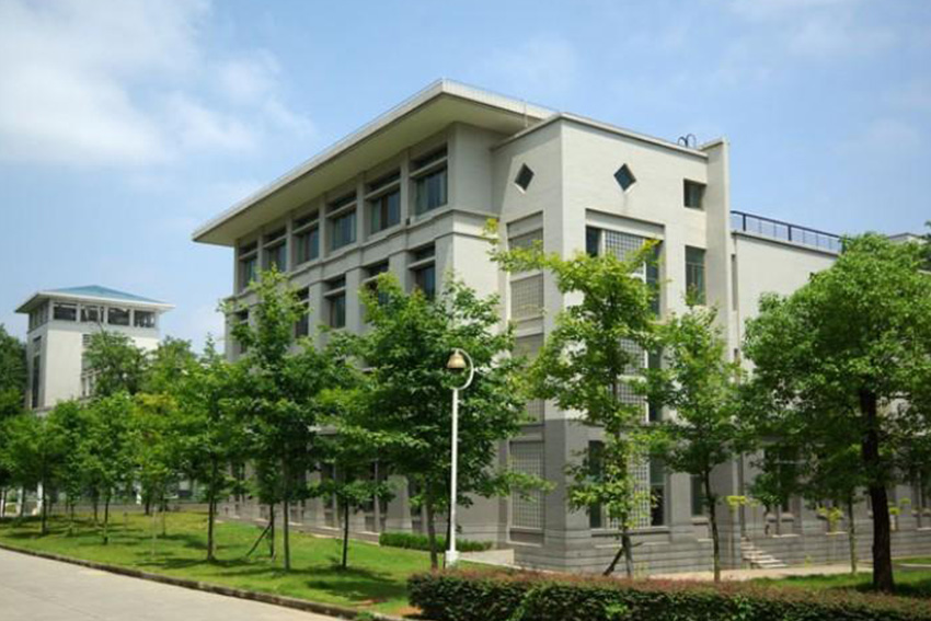 武漢大學法學院智能化系統工程