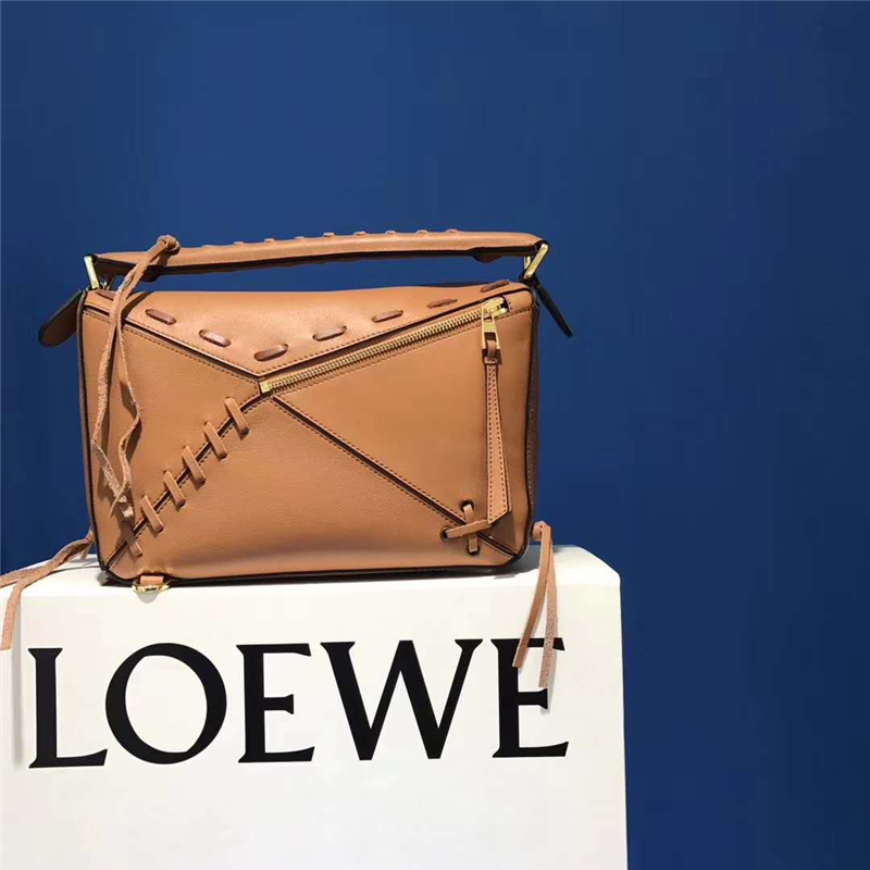 loewe罗意威 puzzle 编织款 拼接几何包 手提肩包 棕褐色