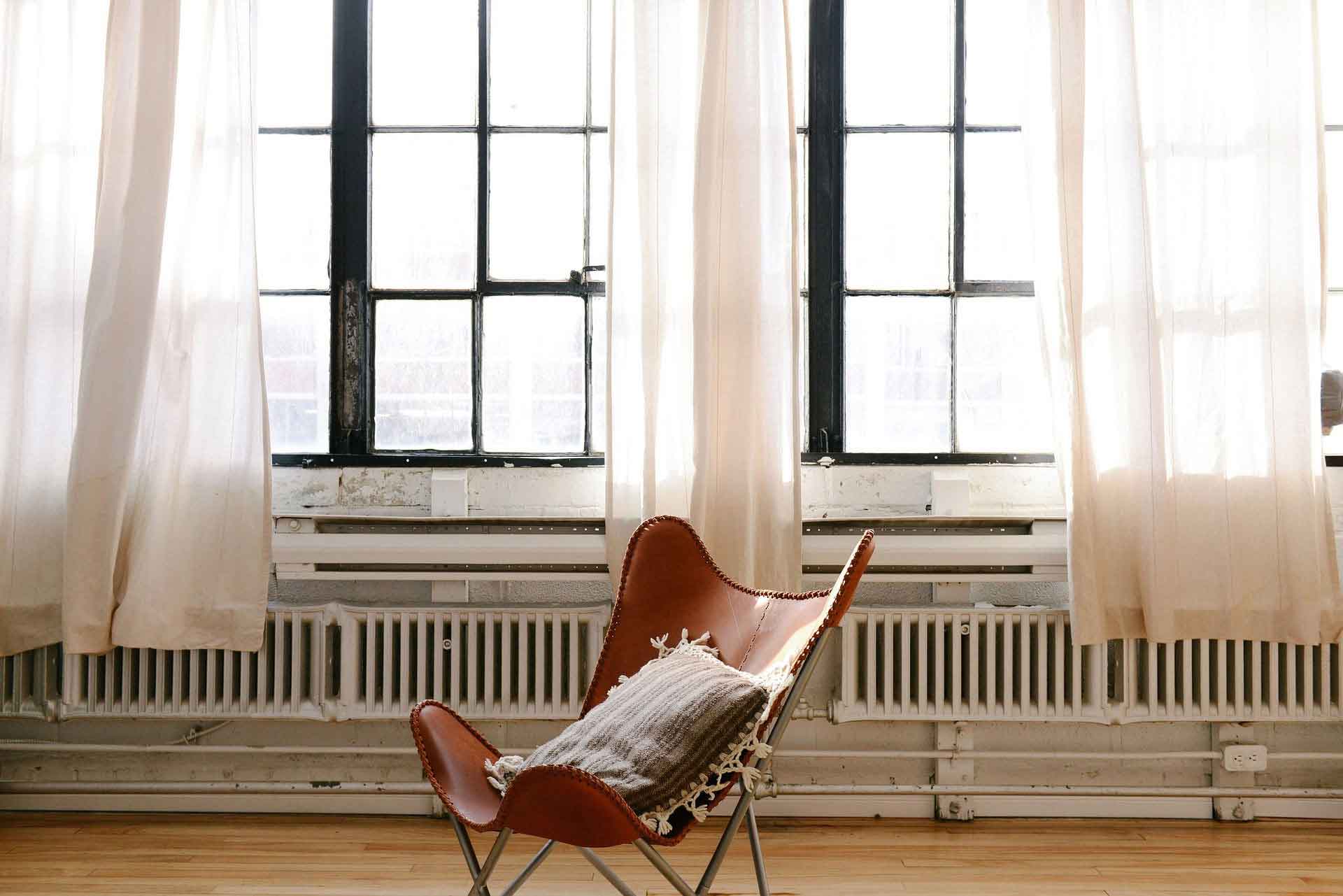 chair-690341_1920.jpg