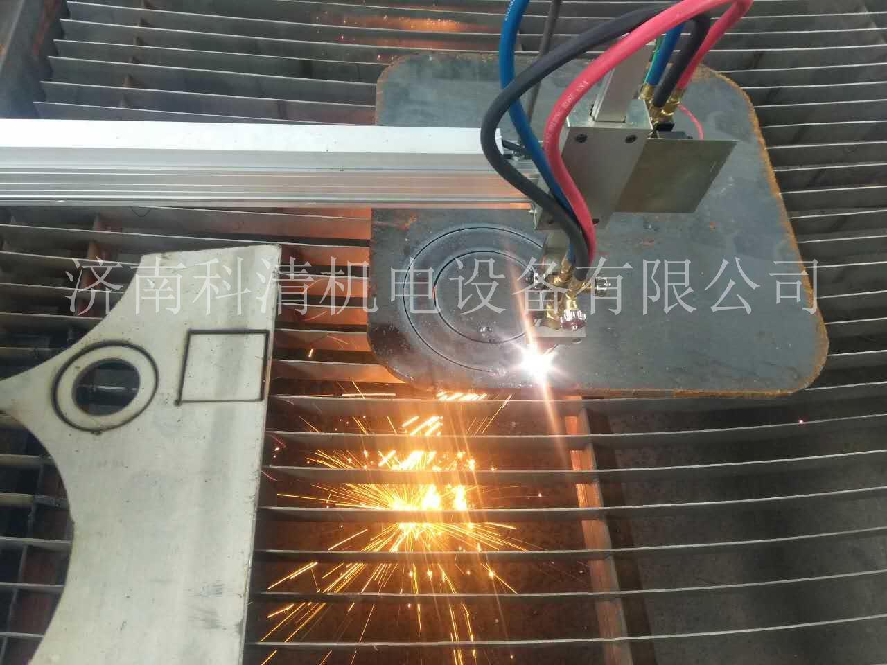 便携式数控火焰等离子切割机 便携式数控火焰等离子切割机