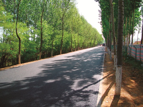 张家界市永定区王家坪镇马头溪至两河口农村公路路面工程