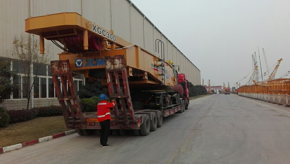 咸阳彬县到天津履带吊br88冠亚网页 咸阳彬县到天津履带吊br88冠亚网页