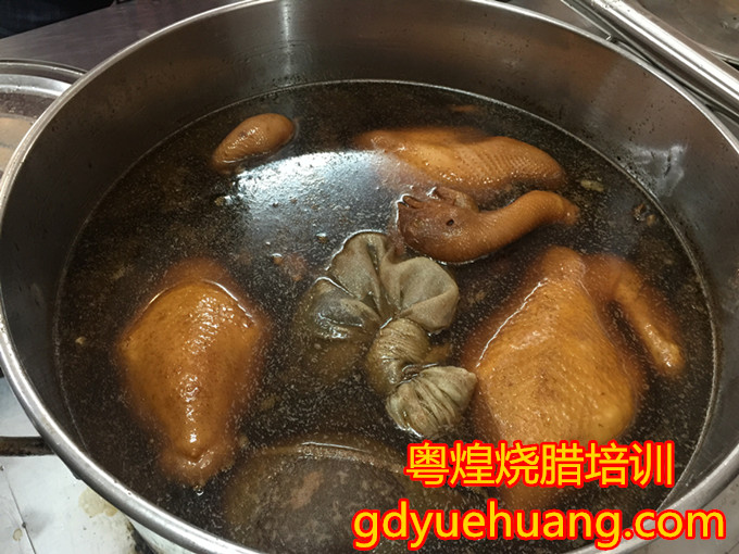  玫瑰露豉油鸡培训 香港油鸡饭面加盟 酱油鸡做法