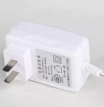 24W開關電源適配器臥式 中/美/歐/英/澳/日 24W開關電源適配器臥式 中/美/歐/英/澳/日