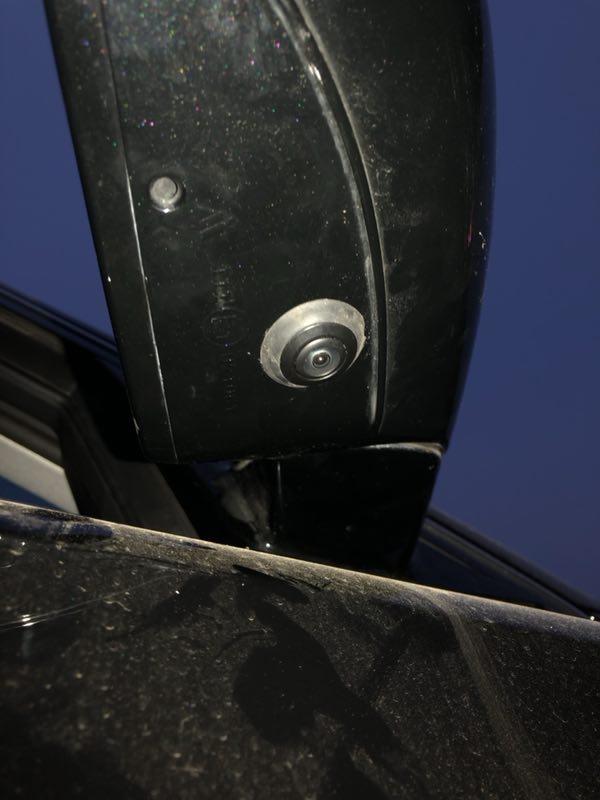奥迪A8L安装360度车视野全景行车记录仪
