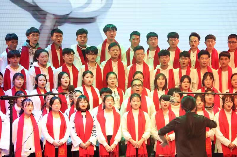 歌声嘹亮,青春飞扬—— 北京演艺专修学院第四届合唱比赛