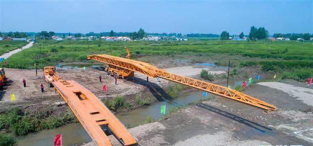 公司參加吉林省公路橋梁水毀搶通應急演練