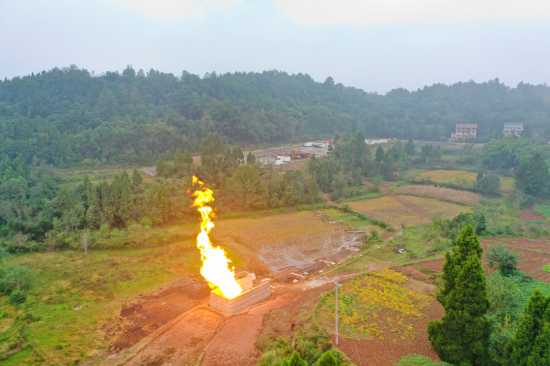 重磅！中石油重大油氣突破！再現萬億方頁巖氣資源！