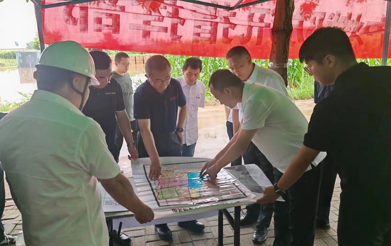 中国发展网——《携手打赢抗洪保供攻坚战》