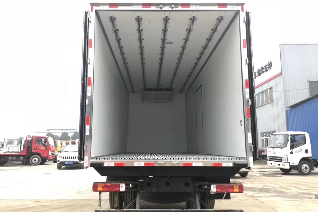 福田欧马可6.6米冷藏车 福田欧马可6.6米冷藏车