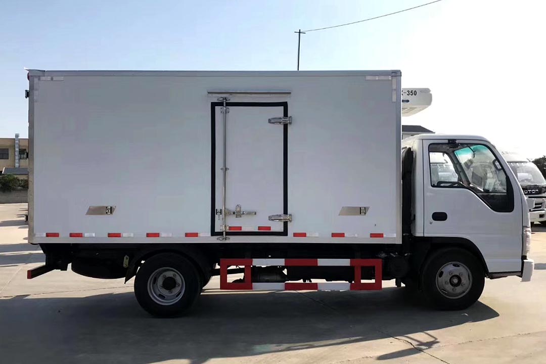 五十铃100P4.2米蓝牌冷藏车 五十铃100P4.2米蓝牌冷藏车