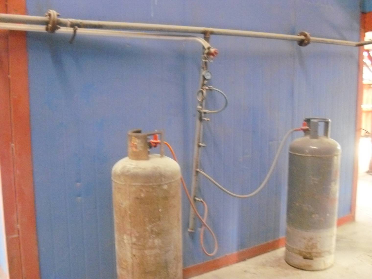 红外线燃烧器使用液化气时气瓶使用的注意事项 红外线燃烧器使用液化气时气瓶使用的注意事项