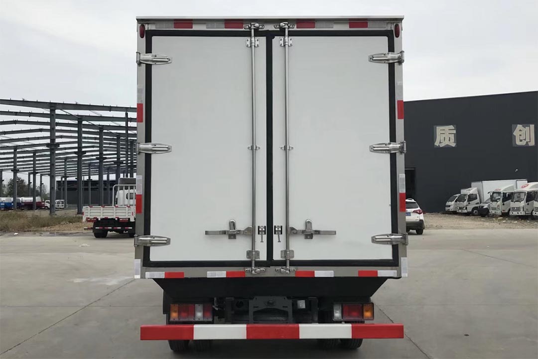 五十铃600P4.2米蓝牌冷藏车 五十铃600P4.2米蓝牌冷藏车