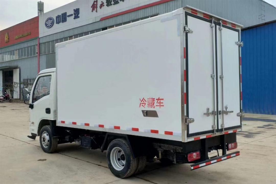 跃进小福星3.6米蓝牌冷藏车 跃进小福星3.6米蓝牌冷藏车