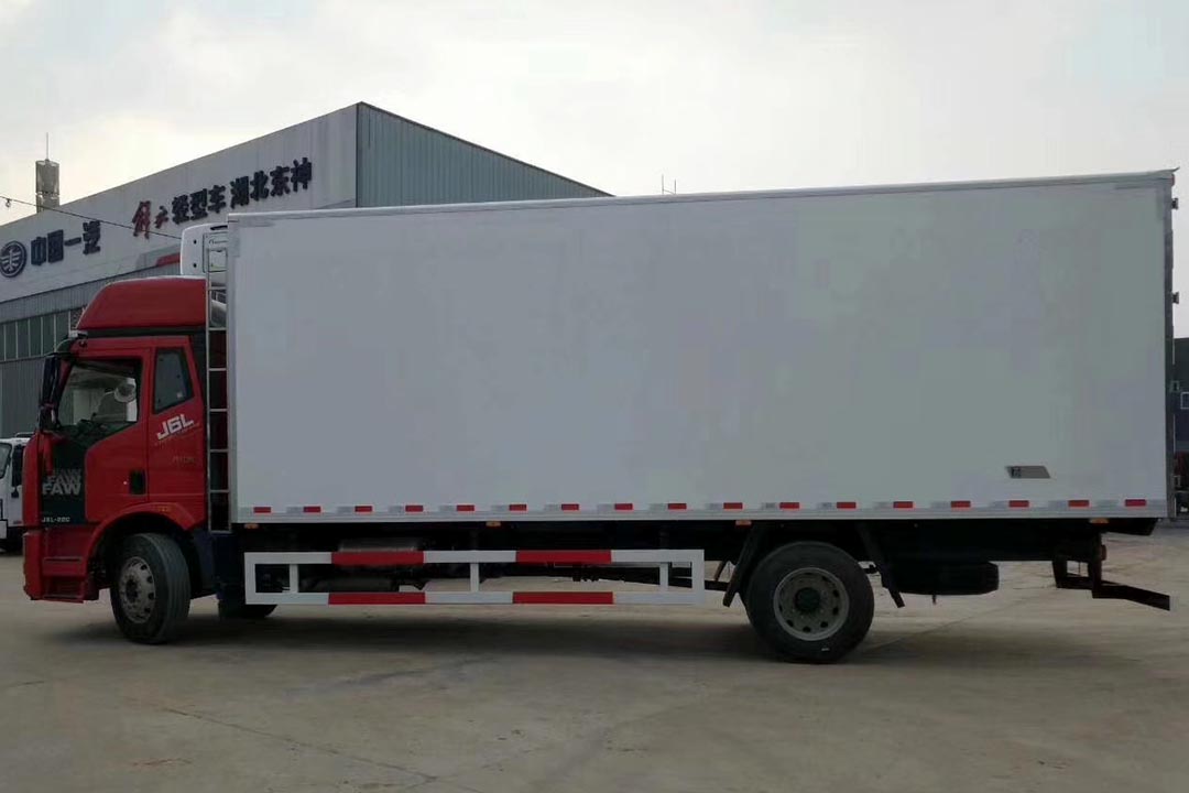 解放J6L6.2米国六冷藏车 解放J6L6.2米国六冷藏车