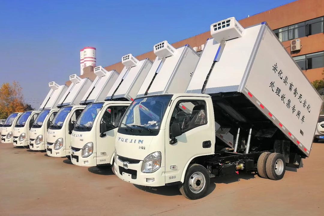 6台湖南客户的定制冷藏车,带箱体举升自卸功能 6台湖南客户的定制冷藏车,带箱体举升自卸功能