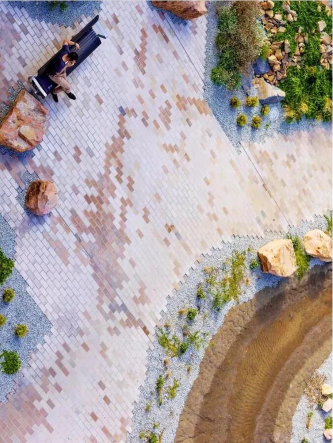 别墅庭院景观设计你永远猜不透铺装还能怎样演绎 别墅庭院景观设计你永远猜不透铺装还能怎样演绎