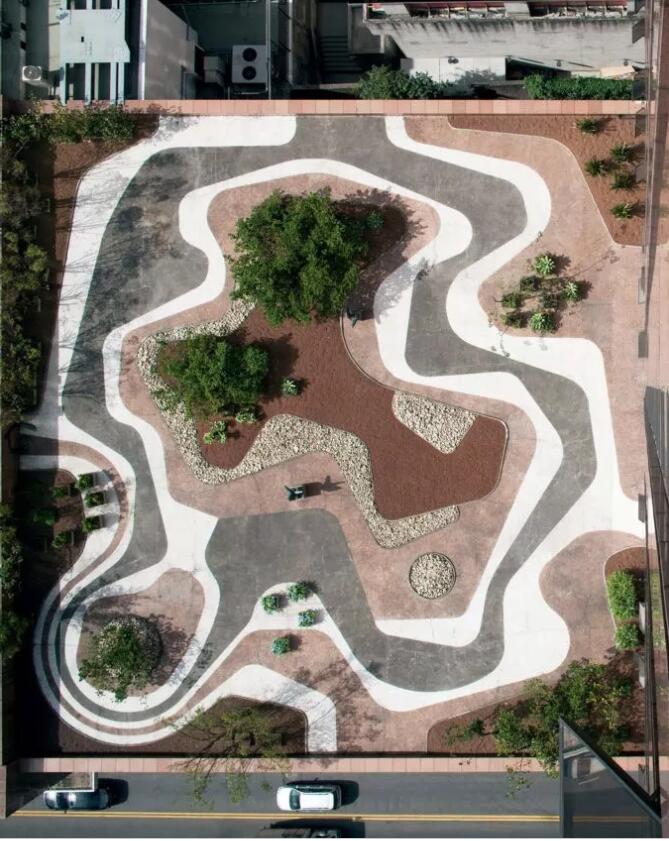 别墅庭院景观设计你永远猜不透铺装还能怎样演绎 别墅庭院景观设计你永远猜不透铺装还能怎样演绎