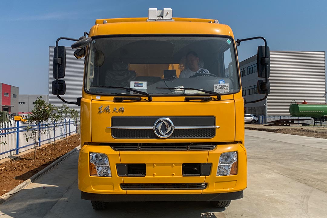 东风天锦大流量排水抢险车 东风天锦大流量排水抢险车