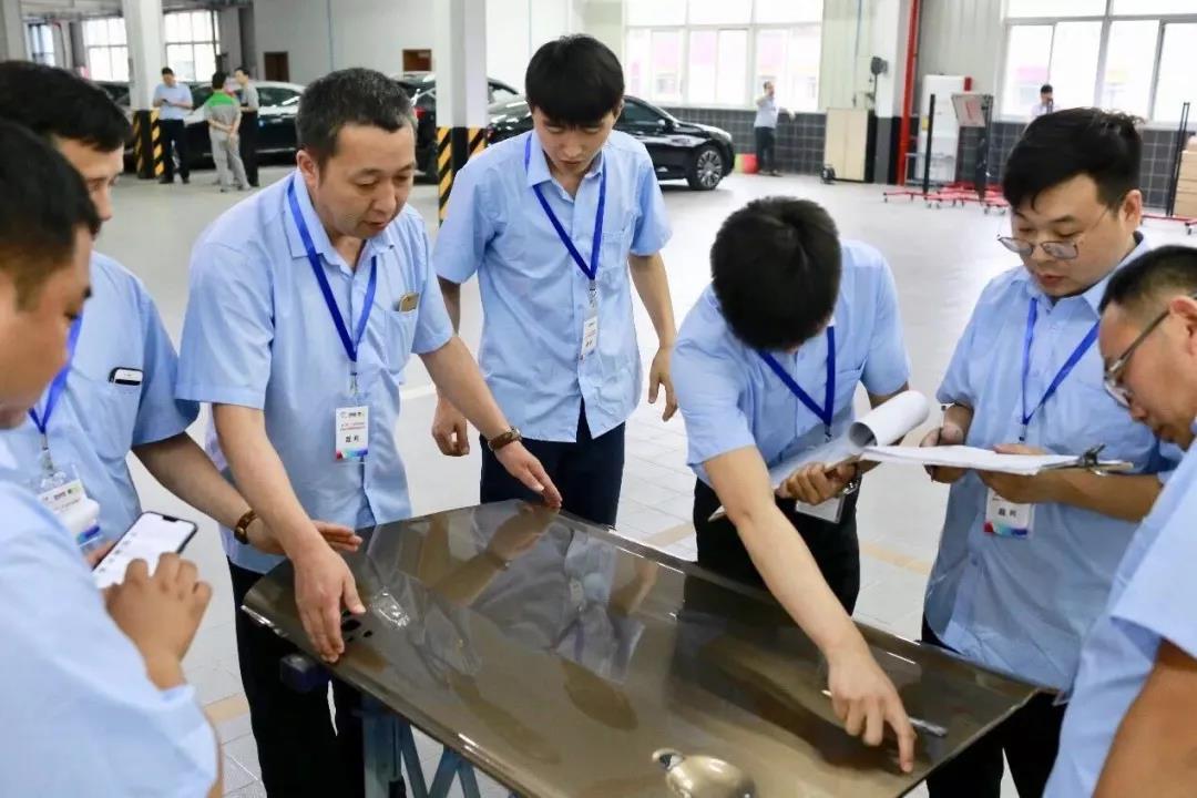 祝賀廣成汽車集團首屆油漆技能大賽取得圓滿成功！