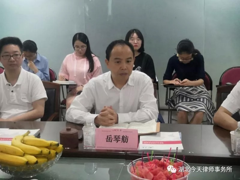 如何成为德法兼修的卓越律师——今天大讲堂之法科学子走进律所实践教学活动 如何成为德法兼修的卓越律师——今天大讲堂之法科学子走进律所实践教学活动