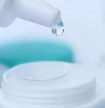 隐形守护者——润诺明隐形眼镜护理液 隐形守护者——润诺明隐形眼镜护理液