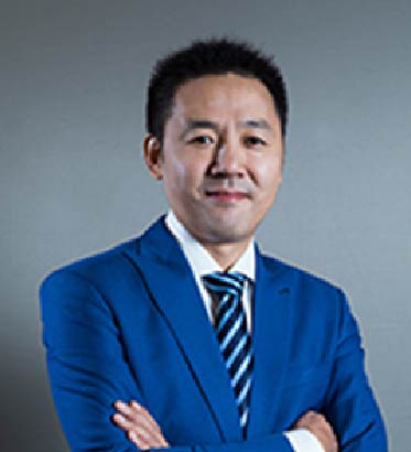 李献坤 
