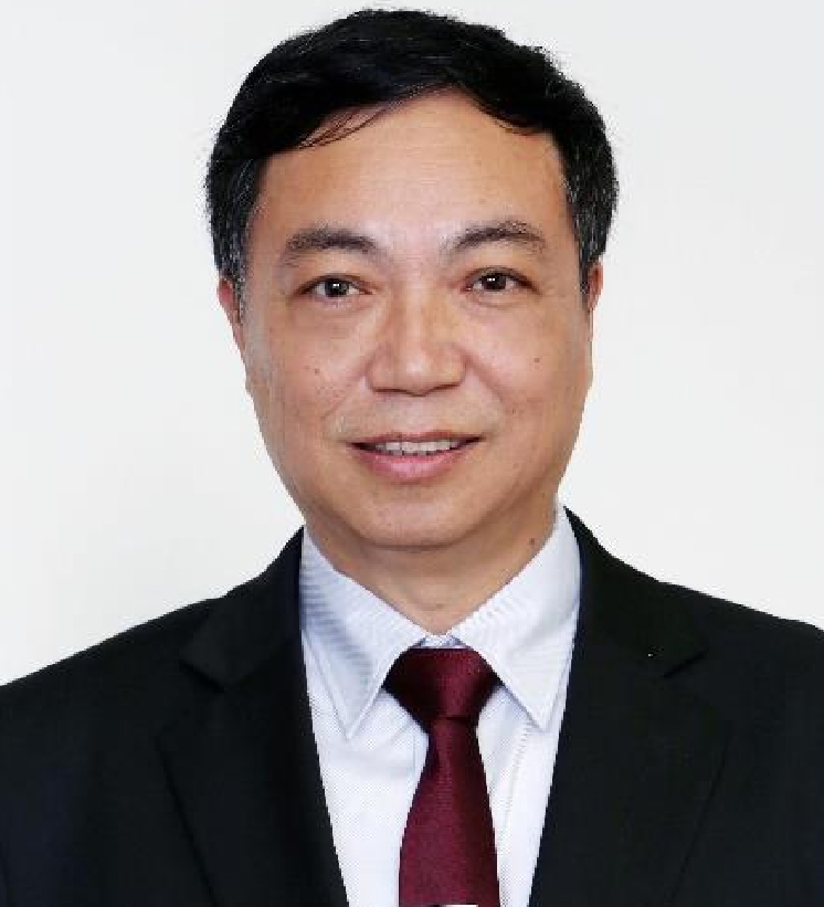 王立群