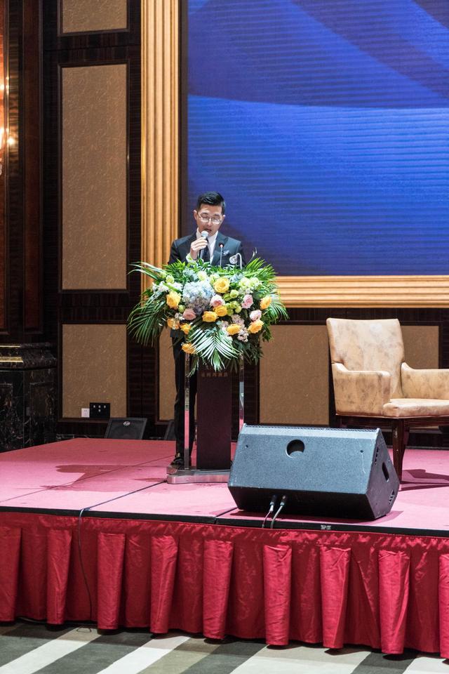 逸士移民携手瑞士银行 与投资者共享全球资产配置新机遇 逸士移民携手瑞士银行 与投资者共享全球资产配置新机遇