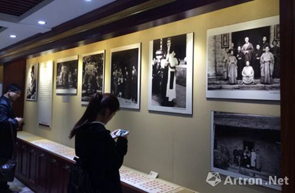 “百年虚云”图片展在南昌开幕 “百年虚云”图片展在南昌开幕