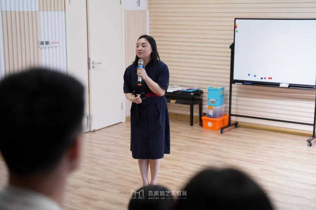 首席猫超级公开课:从心理学上先懂孩子,在教孩子 首席猫超级公开课:从心理学上先懂孩子,在教孩子