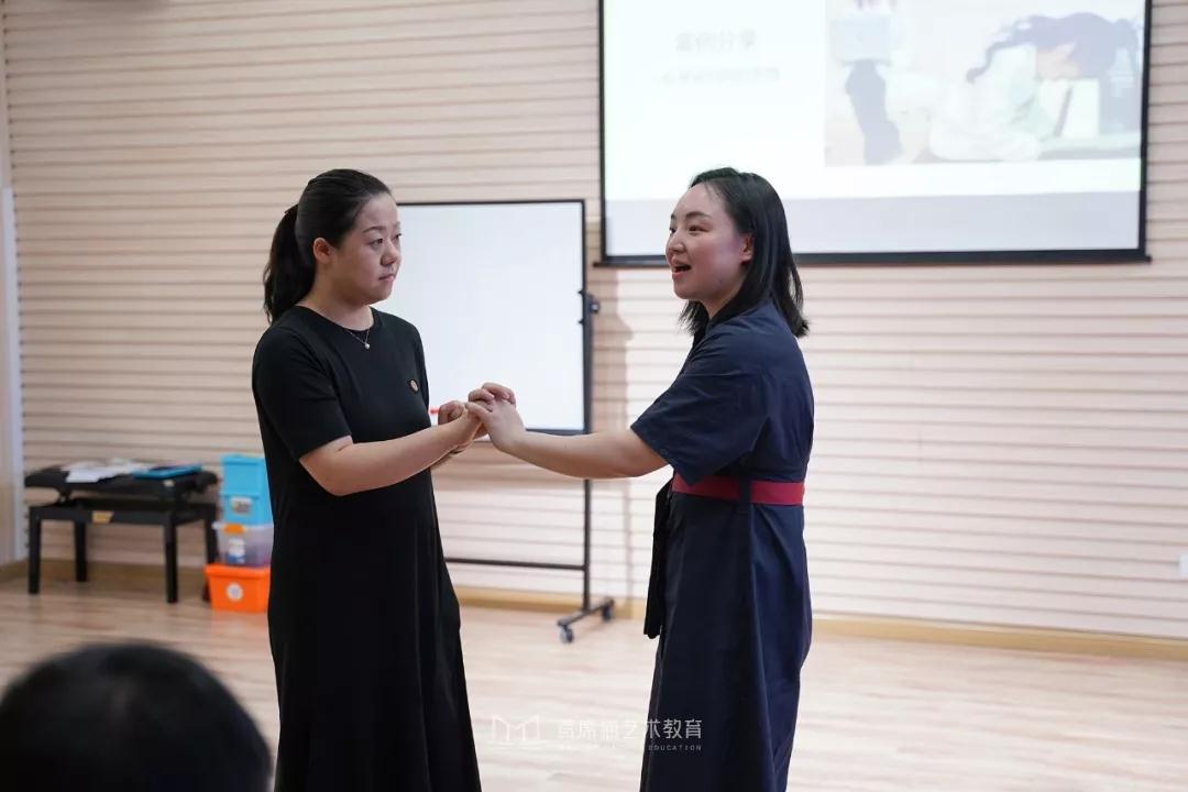 首席猫超级公开课:从心理学上先懂孩子,在教孩子 首席猫超级公开课:从心理学上先懂孩子,在教孩子
