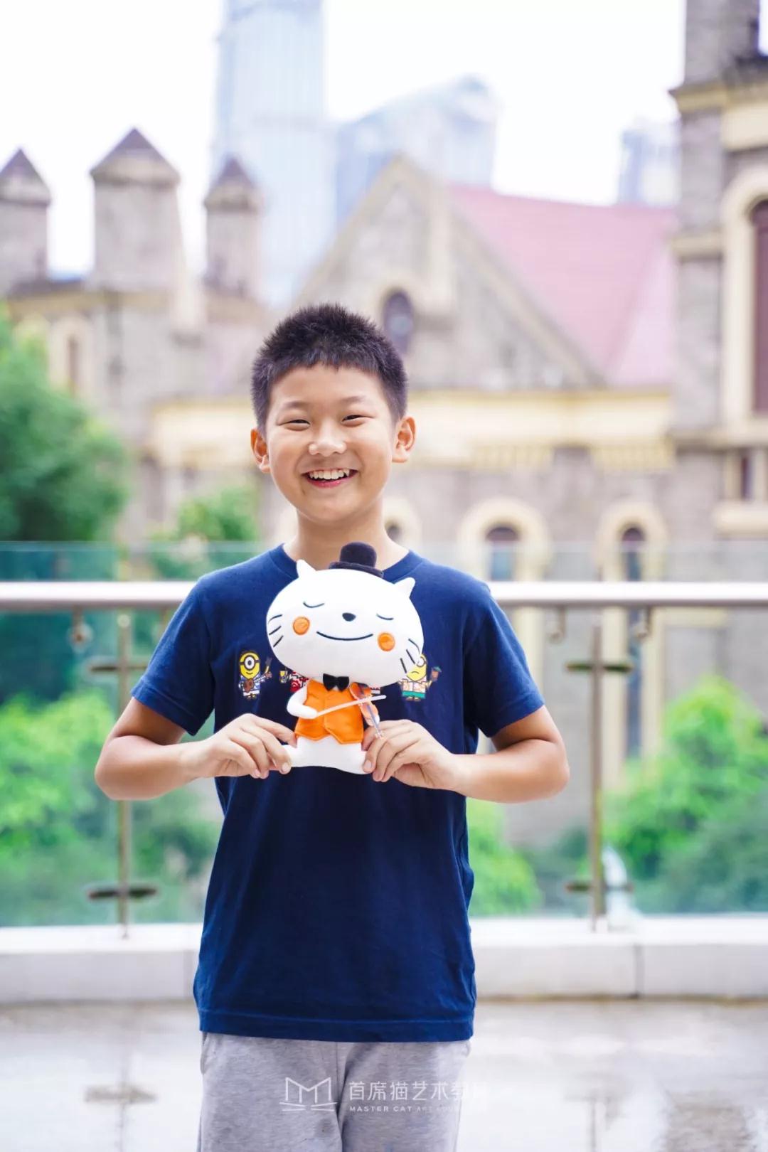学钢琴好还是学小提琴好?看首席猫双胞胎的学琴之路,在家造个小乐团 学钢琴好还是学小提琴好?看首席猫双胞胎的学琴之路,在家造个小乐团