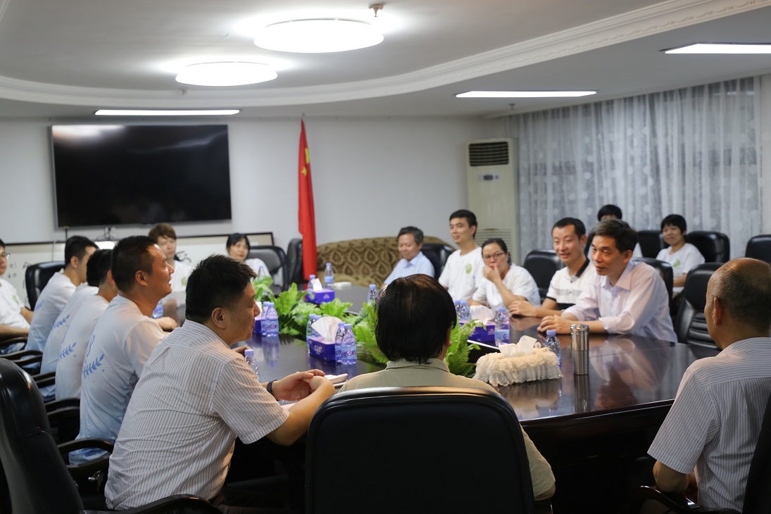 广东协和神学院教牧本科班访问基督教深圳堂 广东协和神学院教牧本科班访问基督教深圳堂