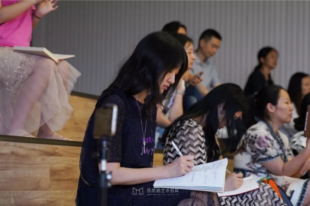 首席猫校长公开课丨小提琴怎样用空弦拉出动听的声音 首席猫校长公开课丨小提琴怎样用空弦拉出动听的声音