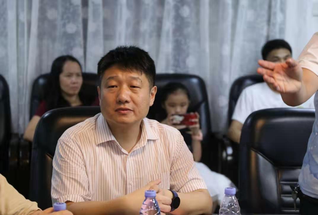 广东协和神学院教牧本科班访问基督教深圳堂 广东协和神学院教牧本科班访问基督教深圳堂