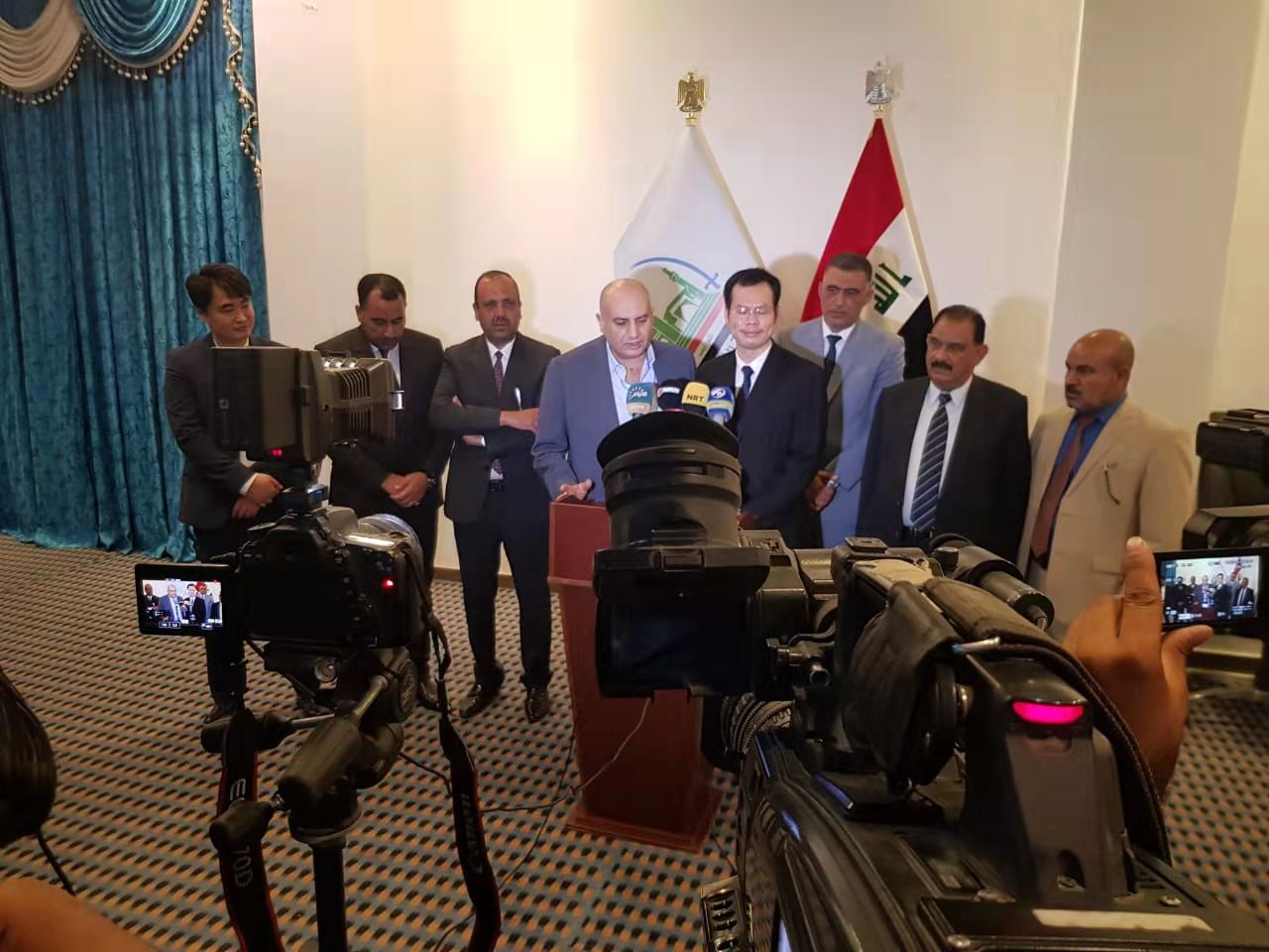 The Governor, the President of Governorate Council and the Chinese delegation were interviewed by local media