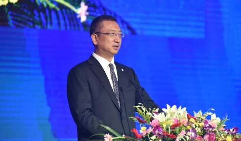 王新哲:深化国际交流合作 共同构建开放共享的工业互联网产业生态体系 王新哲:深化国际交流合作 共同构建开放共享的工业互联网产业生态体系