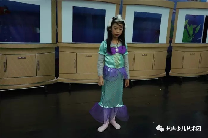 舞台剧《小鱼霓虹》 舞台剧《小鱼霓虹》