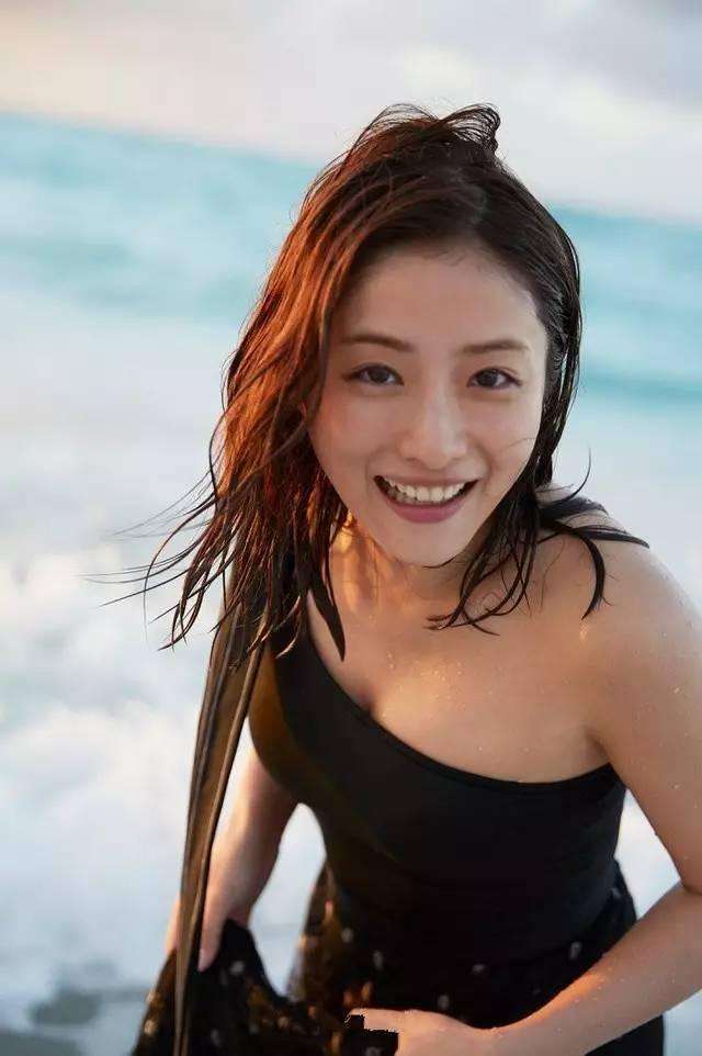 石原里美保养的秘诀—日式整骨术 石原里美保养的秘诀—日式整骨术