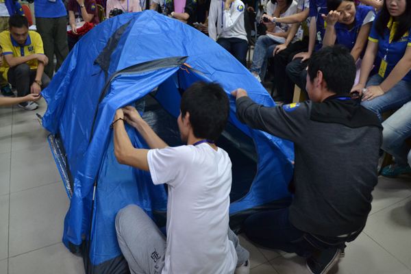 户外拓展训练项目:搭帐篷 户外拓展训练项目:搭帐篷