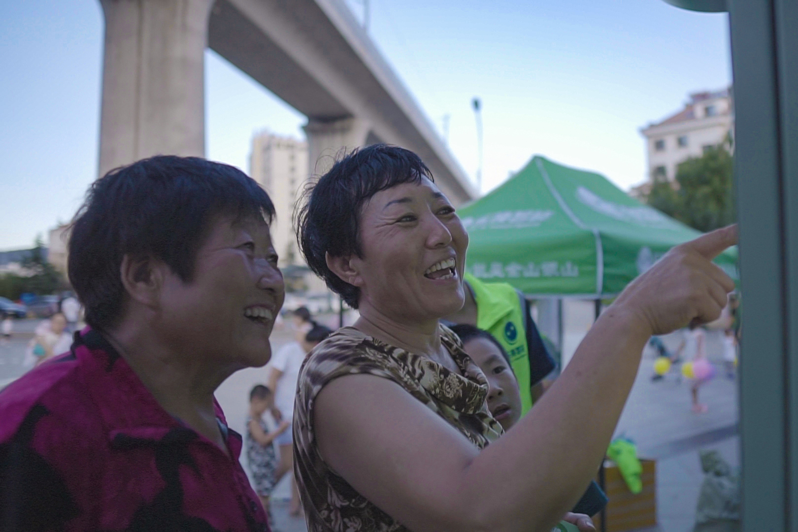 真好,你和这个夏天一起来了 真好,你和这个夏天一起来了