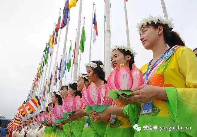 纯闻大和尚应邀赴越南参加联合国卫塞节 纯闻大和尚应邀赴越南参加联合国卫塞节