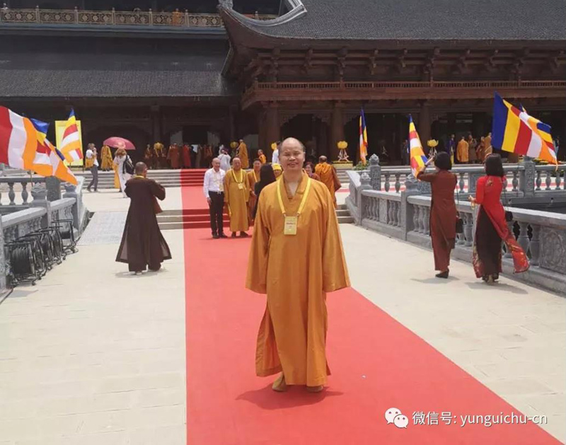 纯闻大和尚应邀赴越南参加联合国卫塞节 纯闻大和尚应邀赴越南参加联合国卫塞节