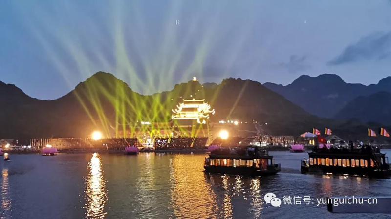 纯闻大和尚应邀赴越南参加联合国卫塞节 纯闻大和尚应邀赴越南参加联合国卫塞节