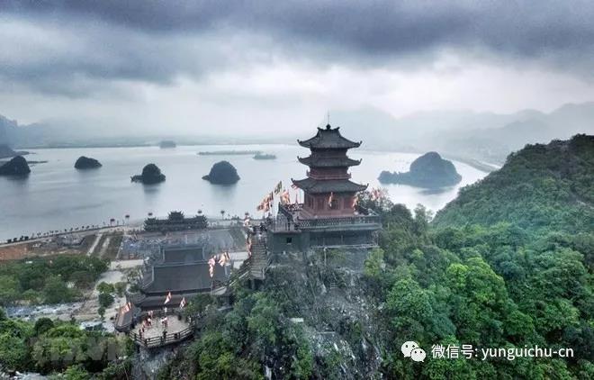 纯闻大和尚应邀赴越南参加联合国卫塞节 纯闻大和尚应邀赴越南参加联合国卫塞节