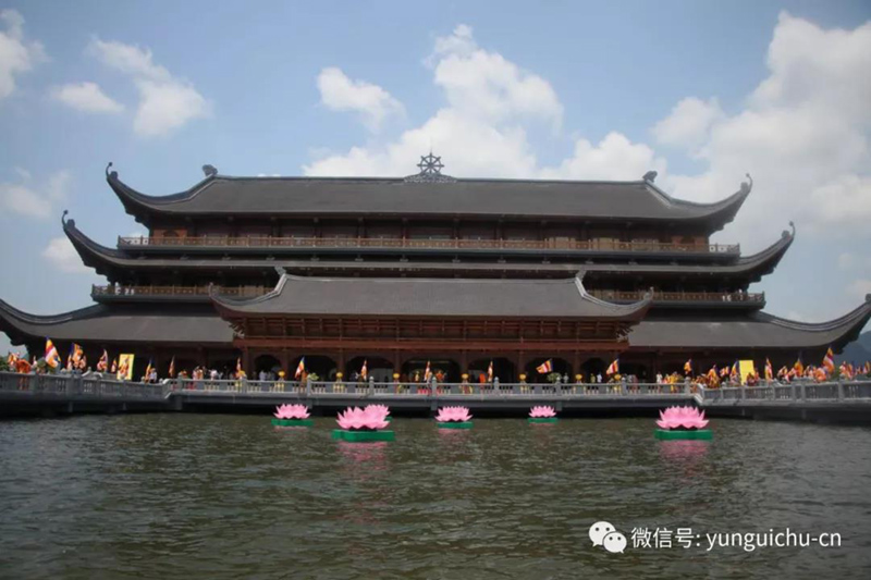纯闻大和尚应邀赴越南参加联合国卫塞节 纯闻大和尚应邀赴越南参加联合国卫塞节
